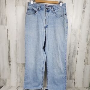 Eddie Bauer Relaxed Fit Classic Light Blue Jeans Zipfly 100% cotton Size 34 X 32